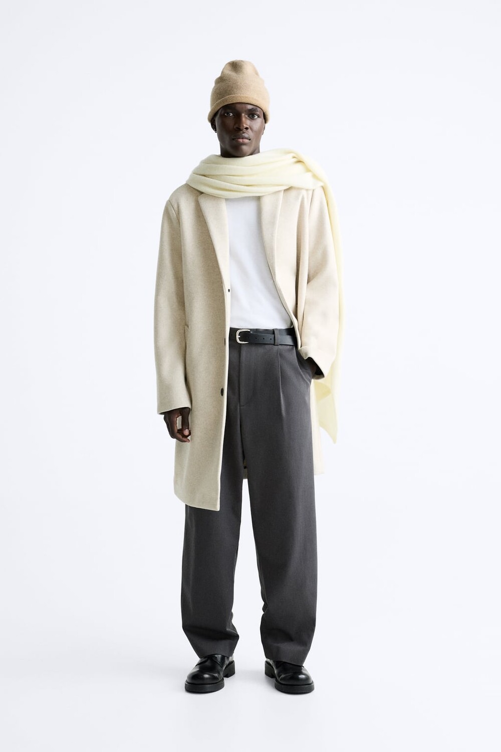 

Комфортное пальто ZARA, экру