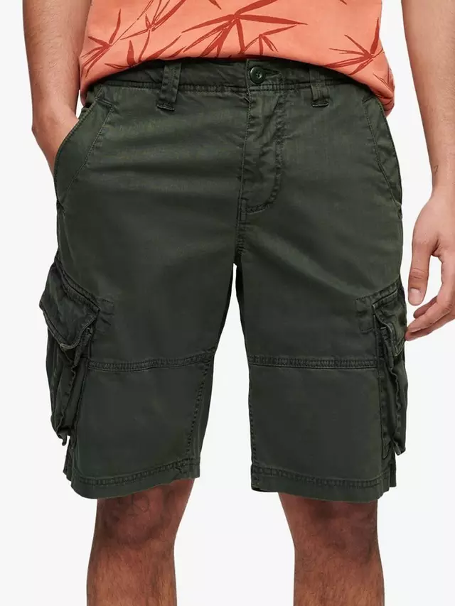 

Шорты Superdry Core Cargo, цвет surplus/olive/green