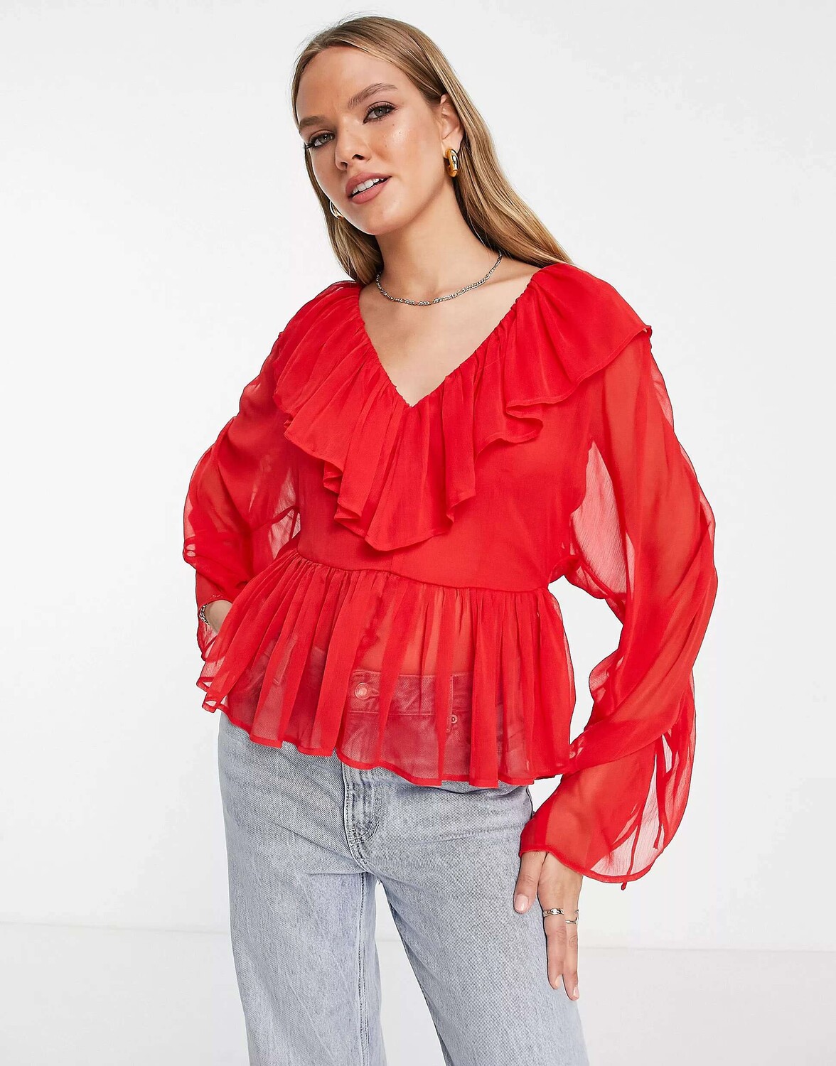 

Красная прозрачная блузка с рюшами и оборками ASOS