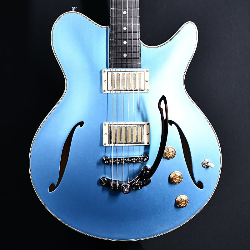 

Электрогитара Eastman Romeo LA Celestine Blue #132