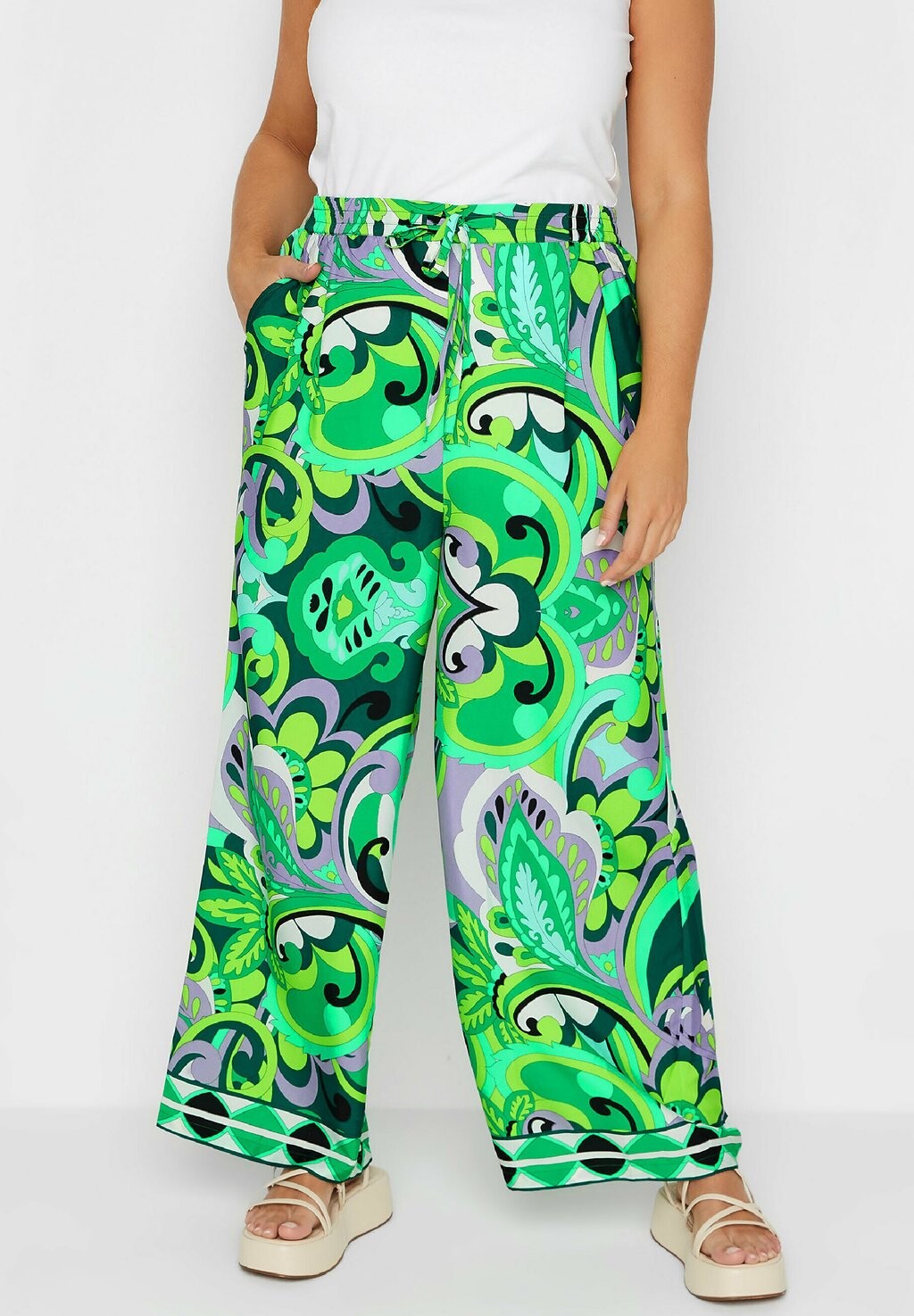 

Брюки Yours Clothing, зеленый