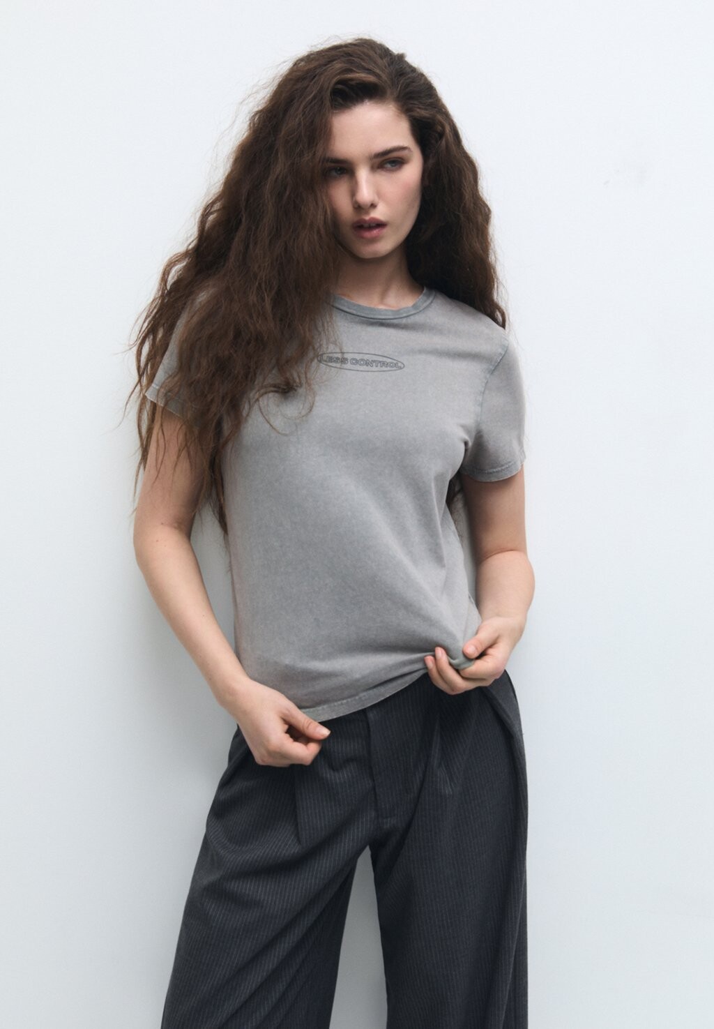 

Футболка с принтом Faded Short Sleeve And Graphic PULL&BEAR, цвет light grey