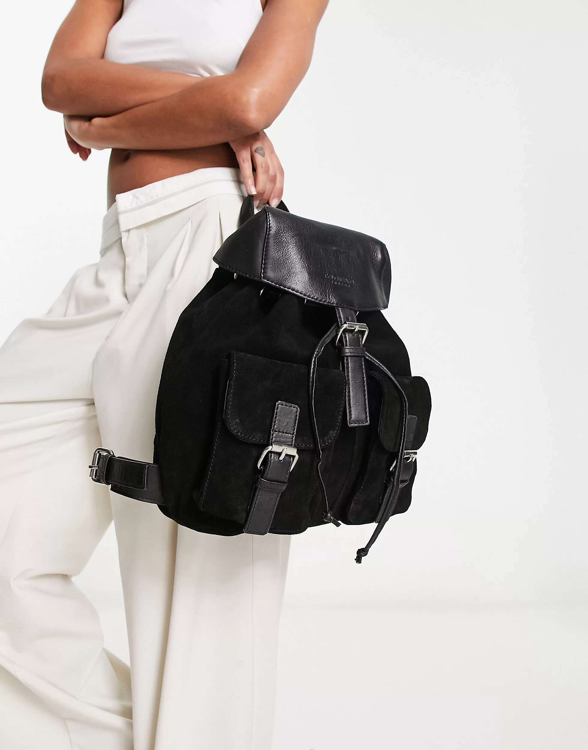 Черный кожаный рюкзак с несколькими карманами Bolongaro Trevor рюкзак мужской кожаный большой емкости с несколькими карманами