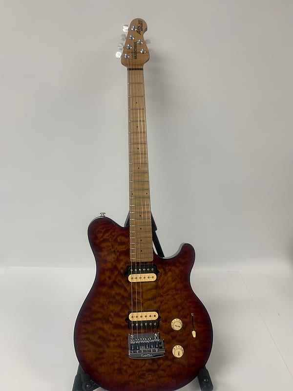 Электрогитара Ernie Ball Music Man Axis Super Sport with Tremolo 2021 - Roasted Amber Quilt