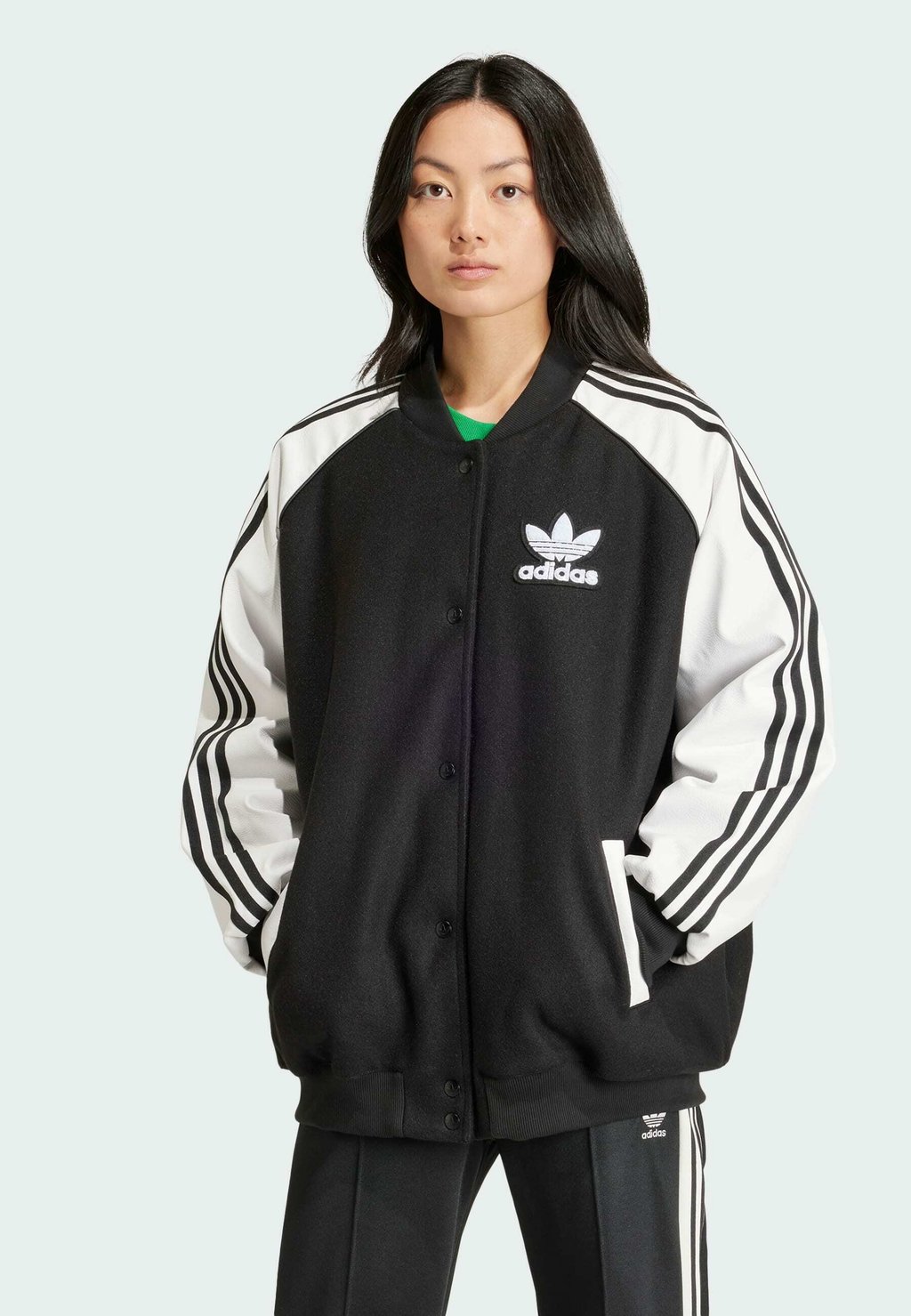 

Куртка-бомбер OVERSIZED adidas Originals, цвет white black