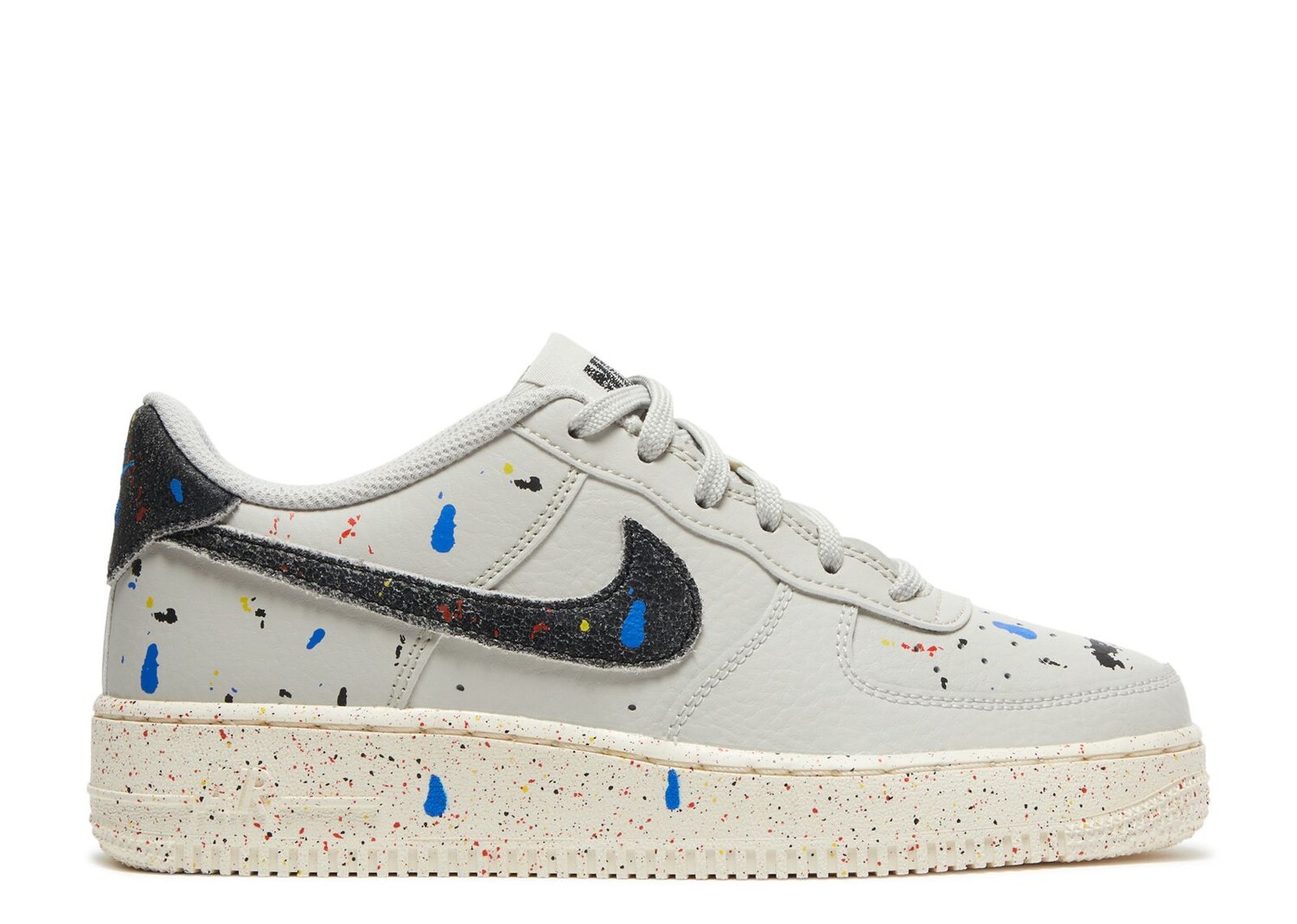 

Кроссовки Nike Air Force 1 Lv8 3 Gs 'Paint Splatter - Light Bone', белый