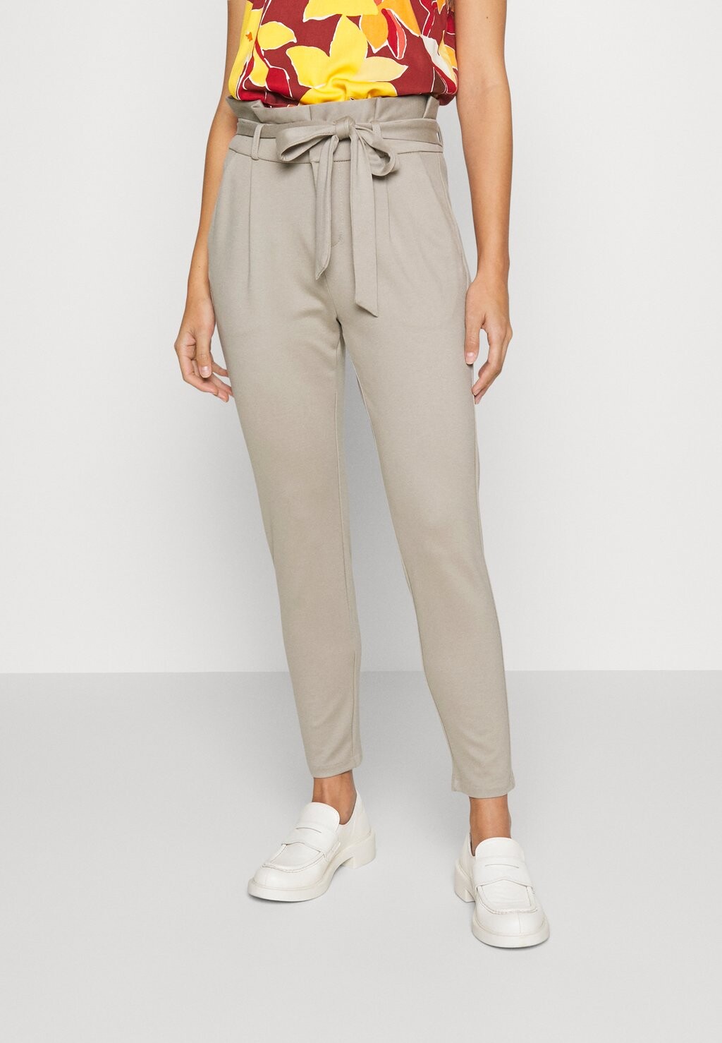 

Брюки Vero Moda Vmeva Paperbag, лавровый дуб, Серый