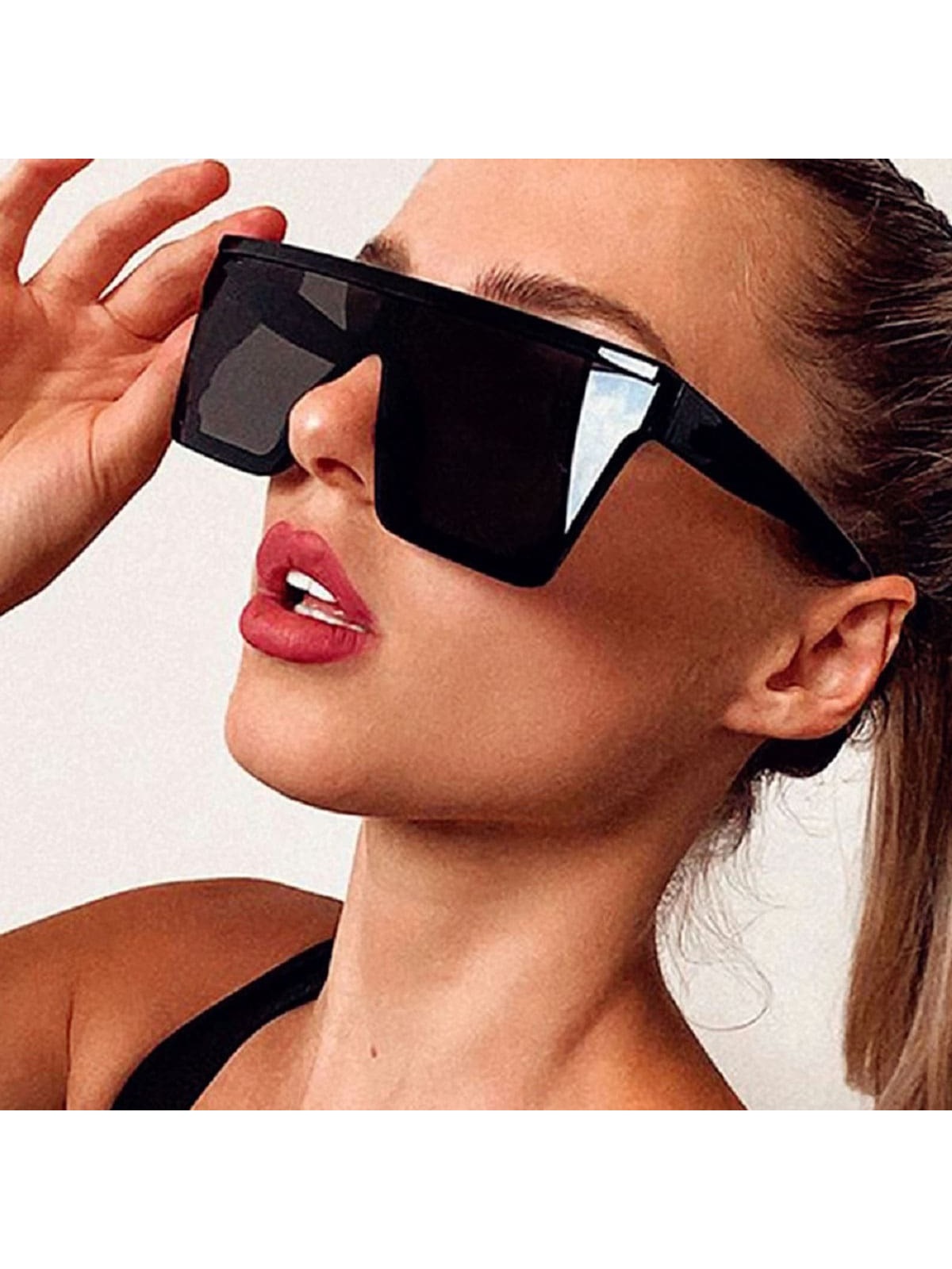 цена 1 шт. Женские модные черные солнцезащитные очки в европейском и американском стиле