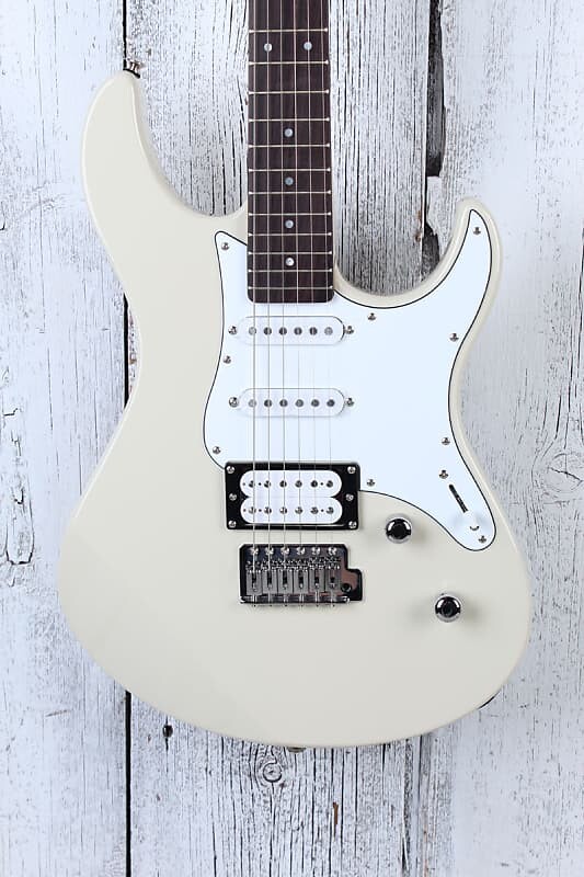 

Электрогитара Yamaha PAC112V Double Cut Solid Body Electric Guitar Vintage White Finish