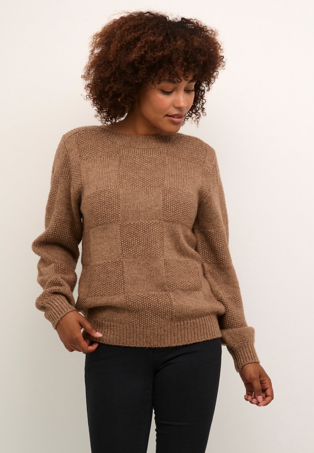 

Свитшот Kaffe BPEMILIA CREW NECK REGULAR FIT, цвет savannah tan