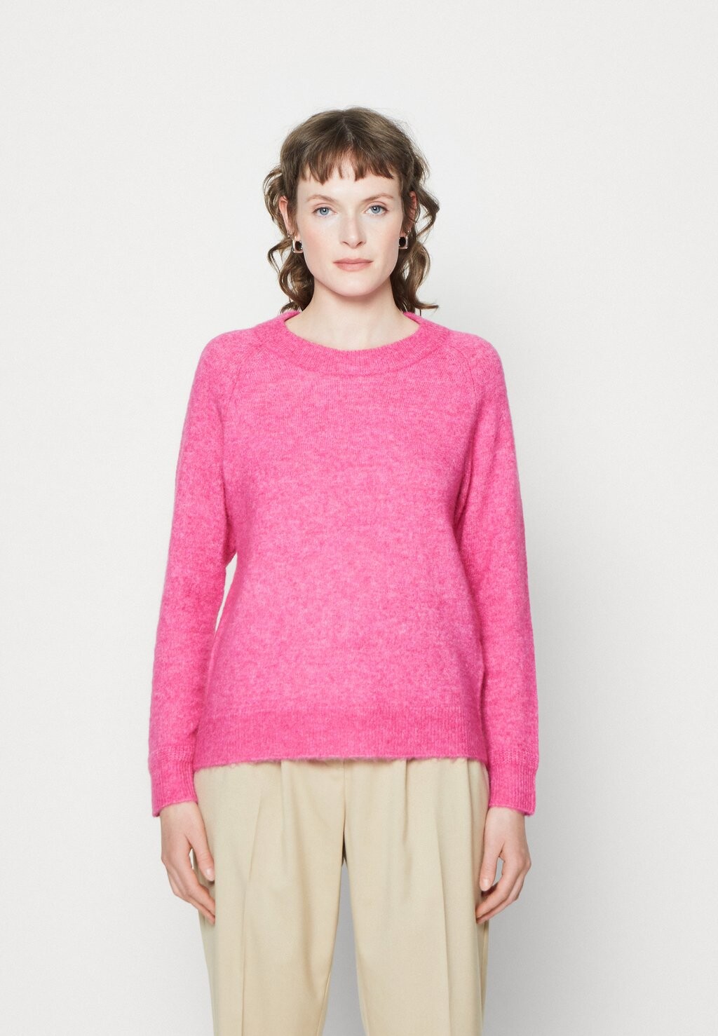 

Свитер LULU LS O-NECKB NOOS Selected Femme, фиолетовый фуксия/меланж