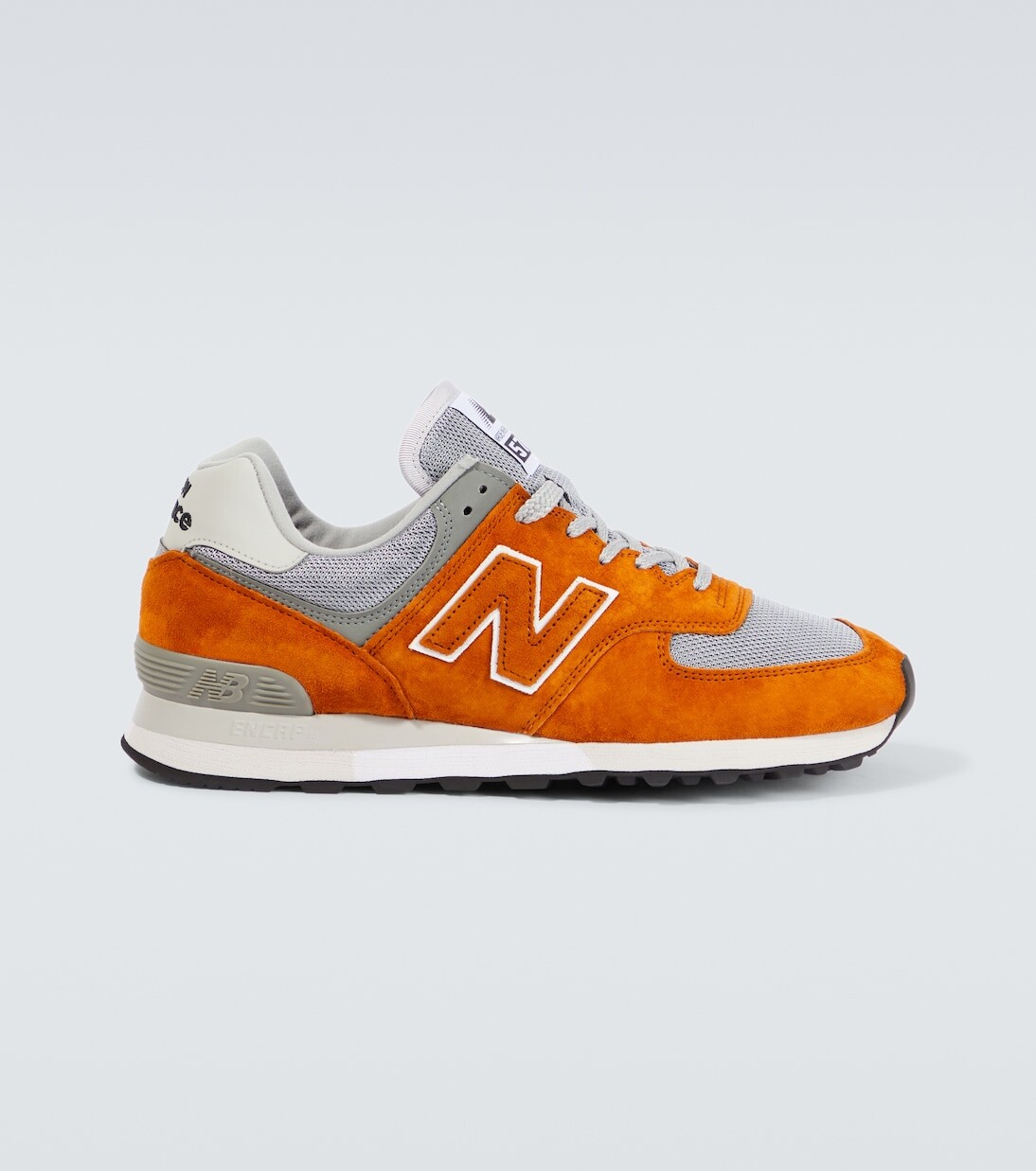 

Кроссовки made in uk 576 из замши и сетки New Balance, апельсин