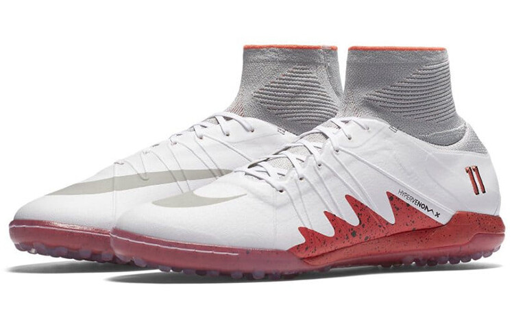 

HyperVenomX Proximo IC Джордан Неймар младший Белый Светло-малиновый Nike