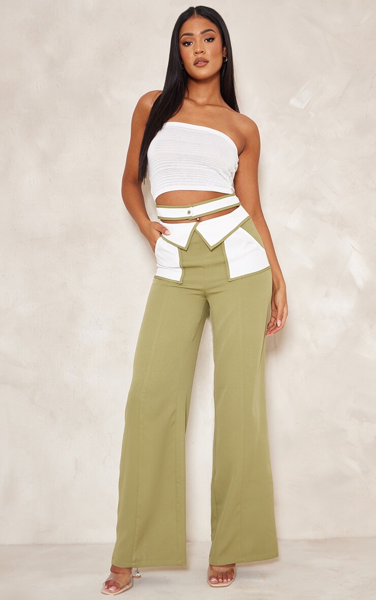 

PrettyLittleThing Высокие брюки цвета хаки с отворотами спереди