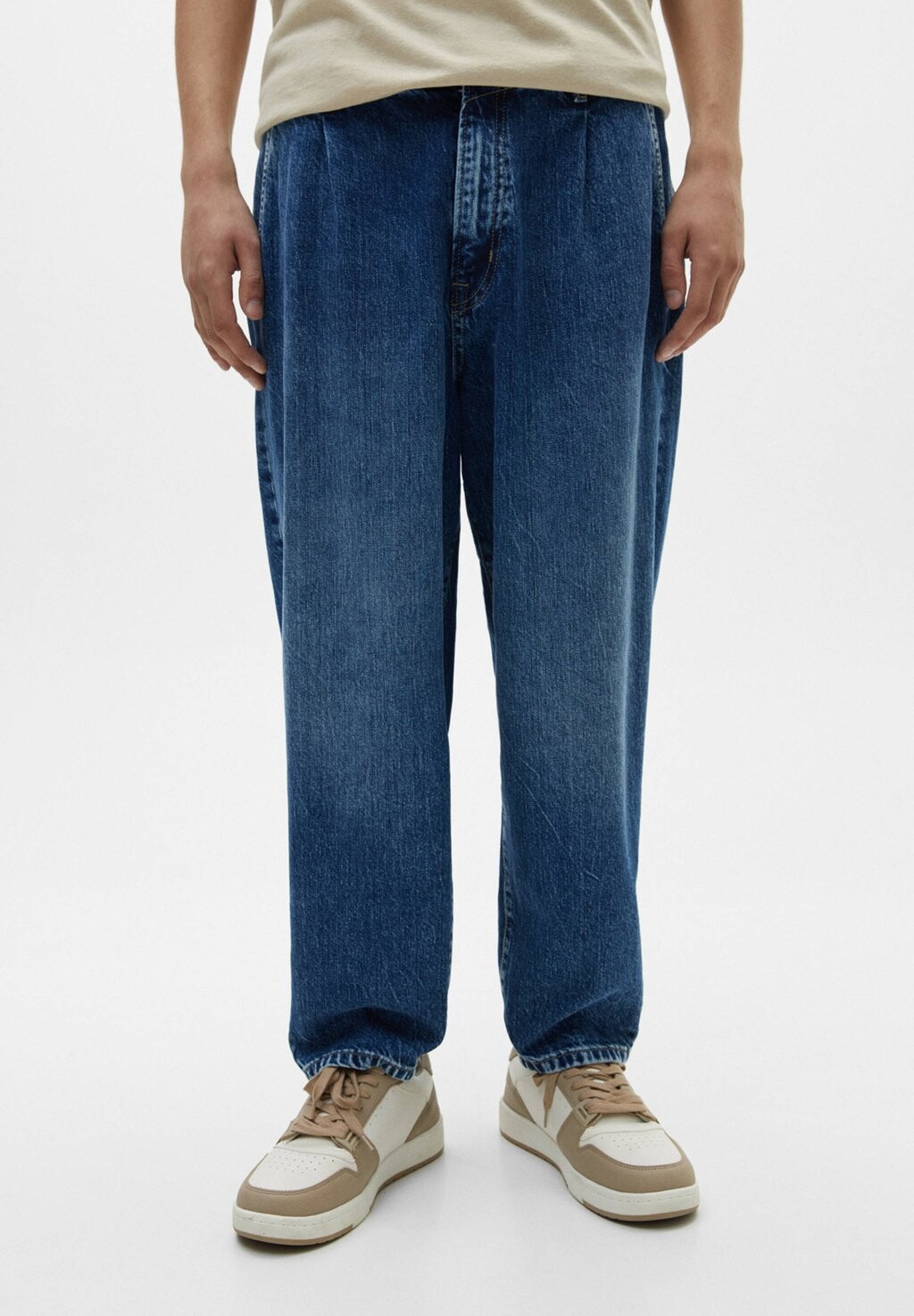 

Джинсы прямого кроя PULL&BEAR