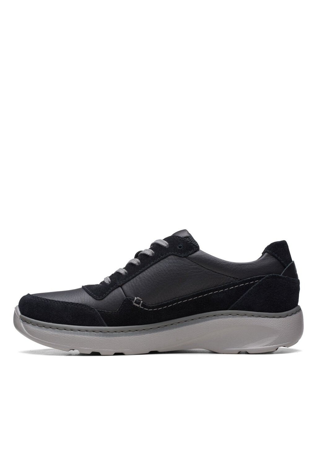 

Низкие кроссовки Clarks