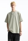 

Базовая Футболка OTTOMAN SHORT SLEEVE Pull&Bear, зеленый