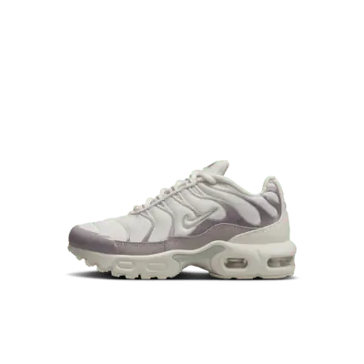 

Кроссовки Nike Air Max Plus, цвет Sail/Light Silver/Light Violet Ore/Phantom