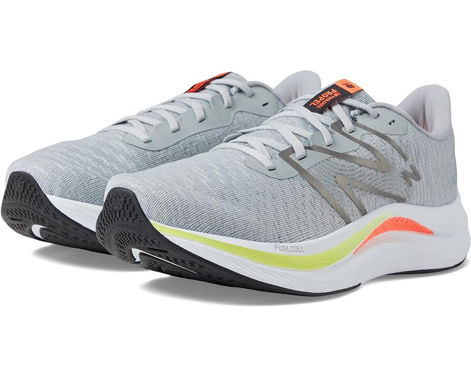 

Кроссовки New Balance FuelCell Propel v4, цвет Quartz Grey/Black