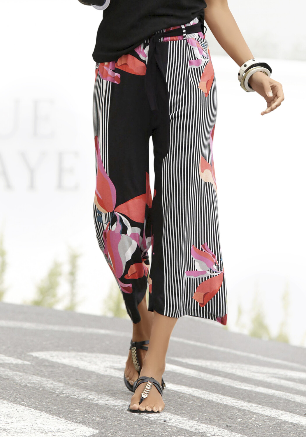 

Брюки LASCANA Culotte, черный