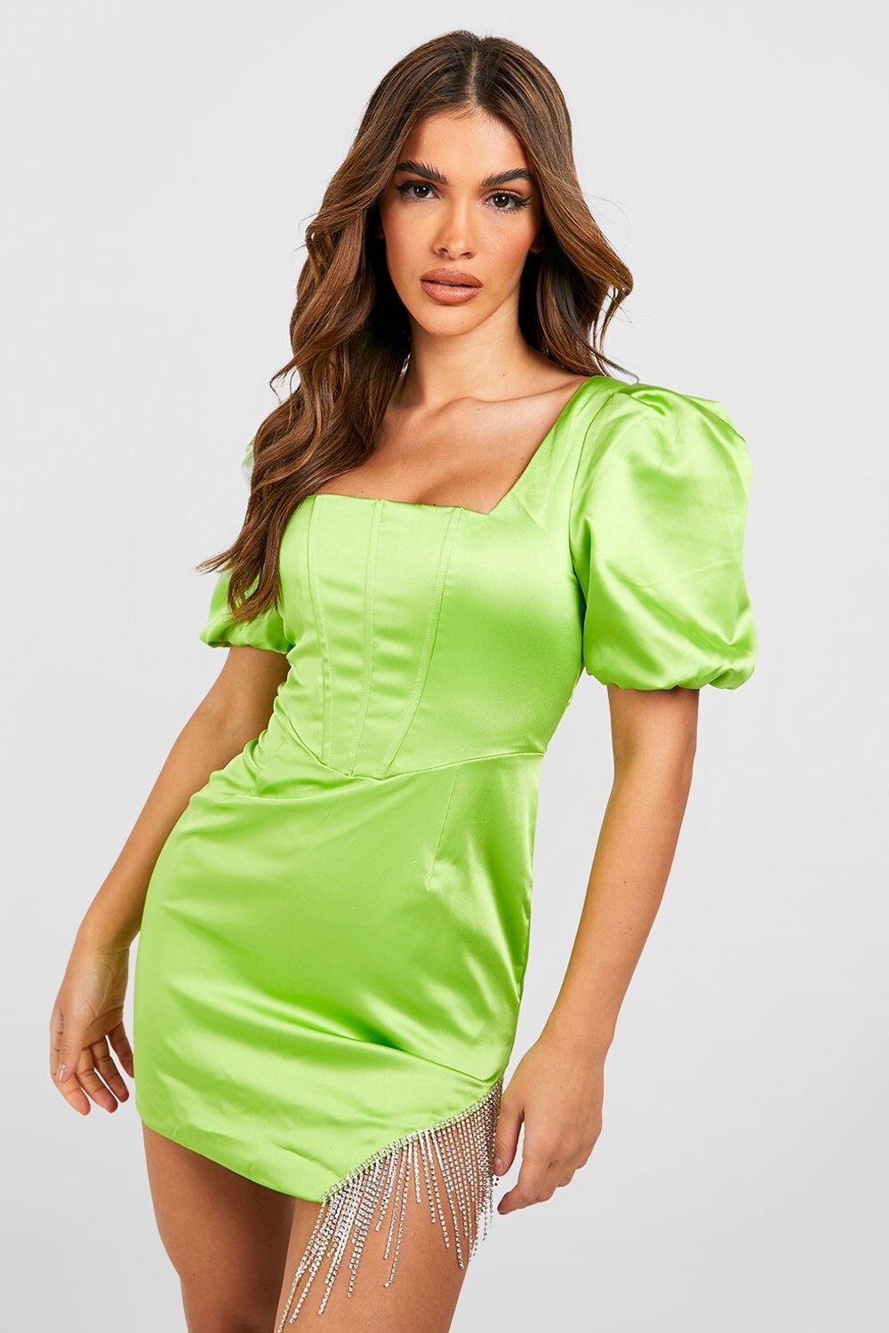 

Мини-платье из атласного корсета с отделкой стразами Boohoo, лаймовый
