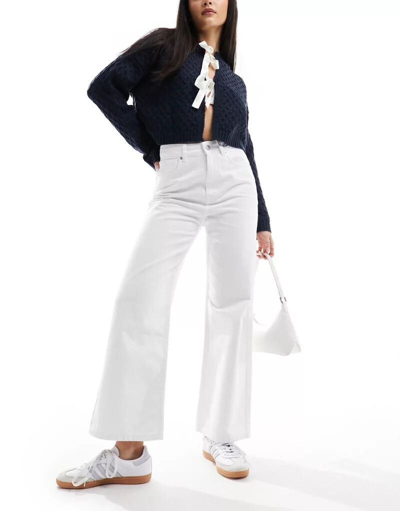 Белые укороченные широкие джинсы ASOS Design