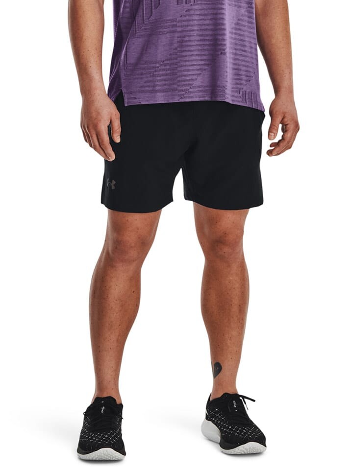 

Спортивные шорты Under Armour, черный