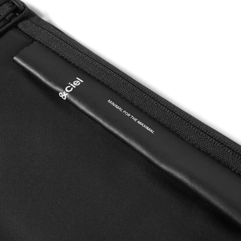 Элегантная сумка через плечо Cote&Ciel Isarau XS, черный cote et ciel isarau small alias cowhide leather