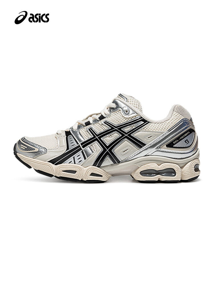 

Кроссовки спортивные Asics Gel-Nimbus 9, белый / черный