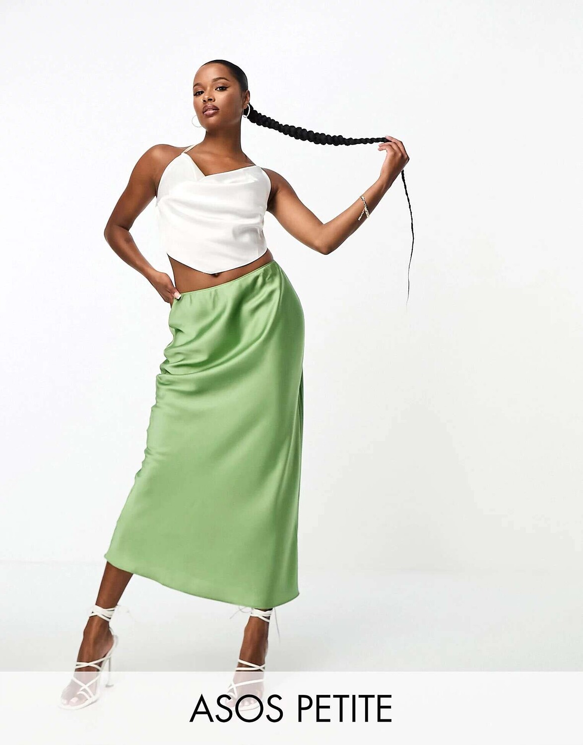 

Зеленая атласная юбка миди с диагональным принтом ASOS DESIGN Petite