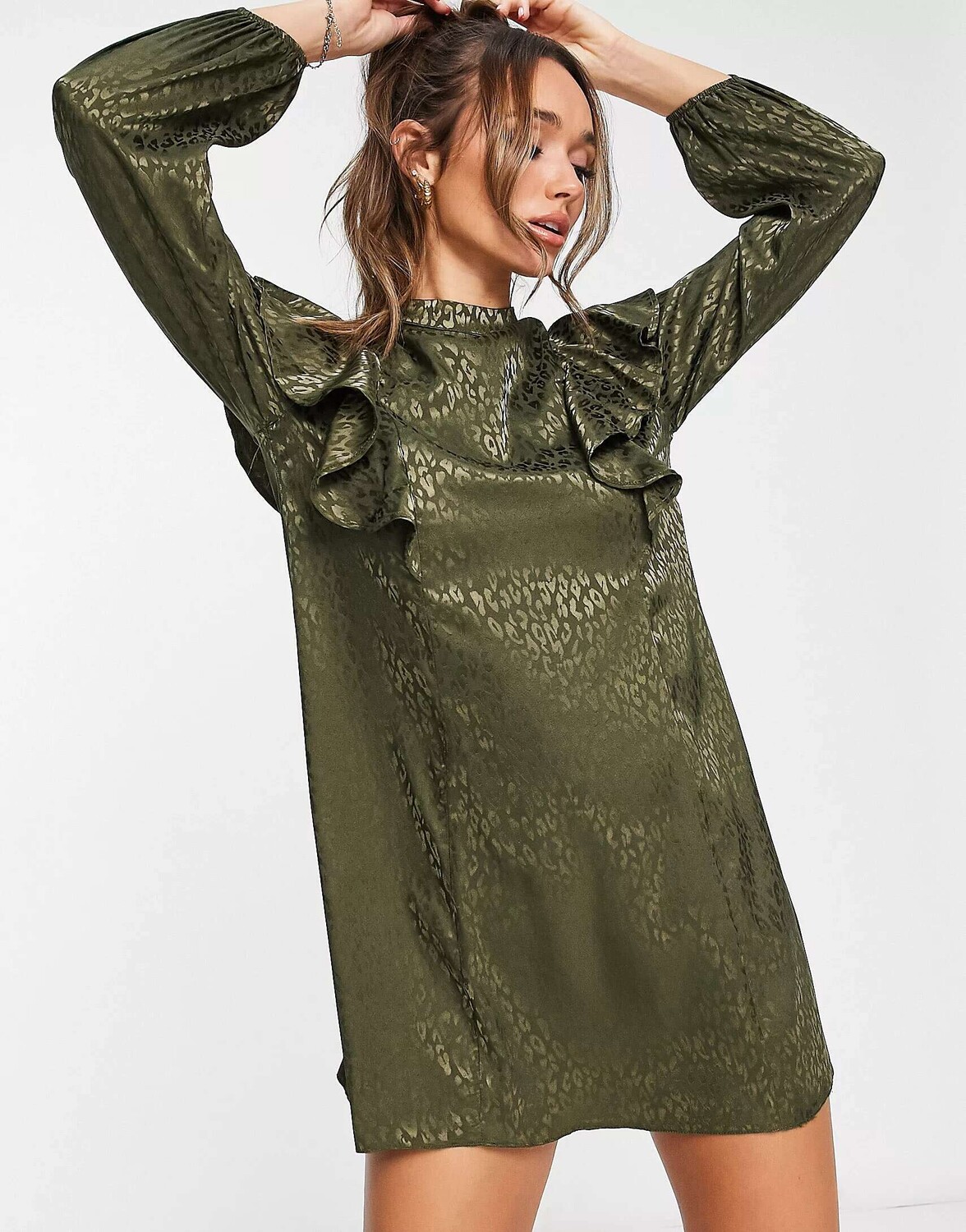 

Зеленое атласное жаккардовое мини-платье River Island