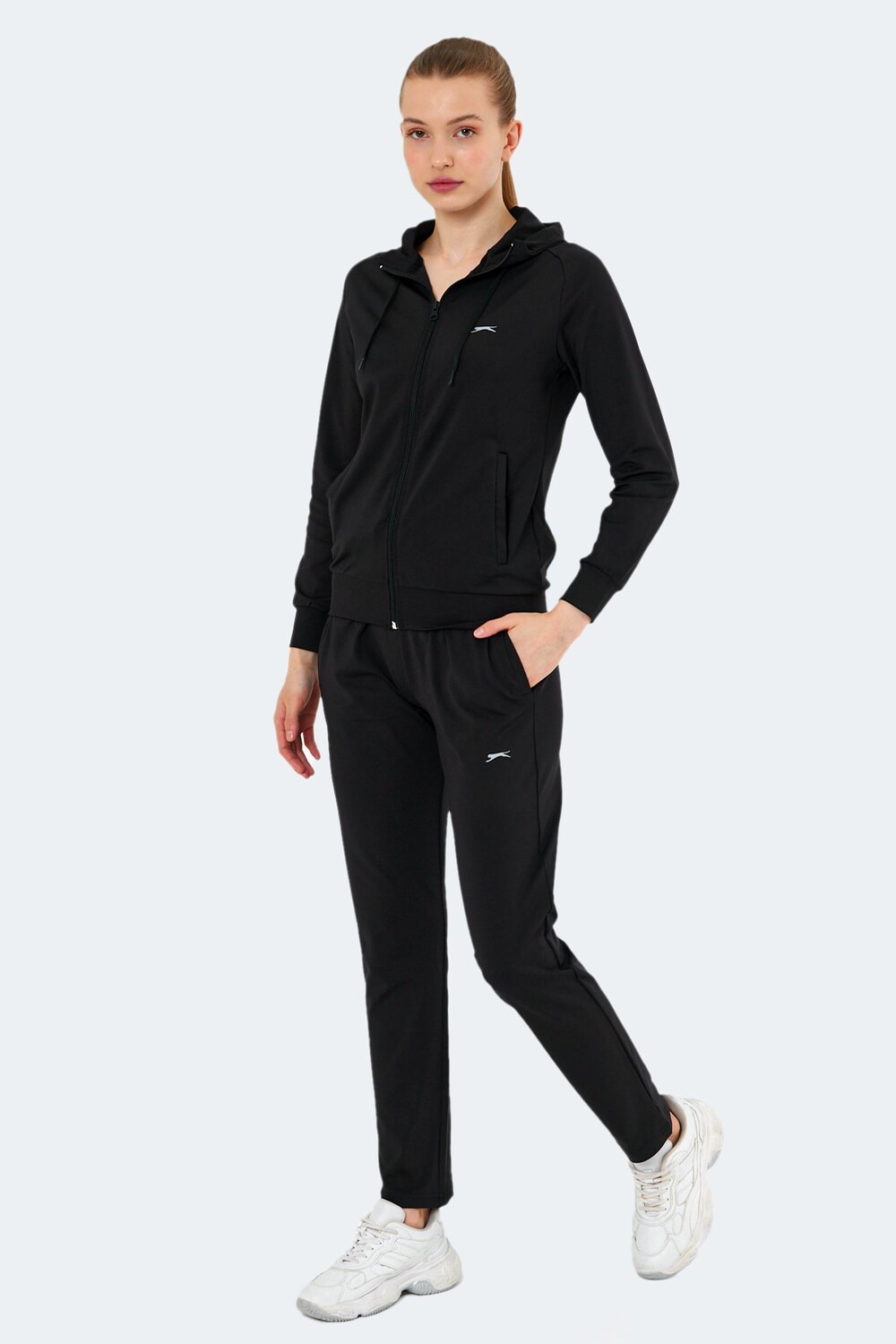 

Женский спортивный костюм Reuben черный Slazenger