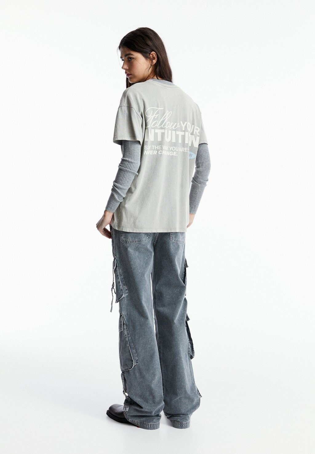 

Футболка с принтом SHORT SLEEVE WITH SLOGAN PULL&BEAR, цвет light grey