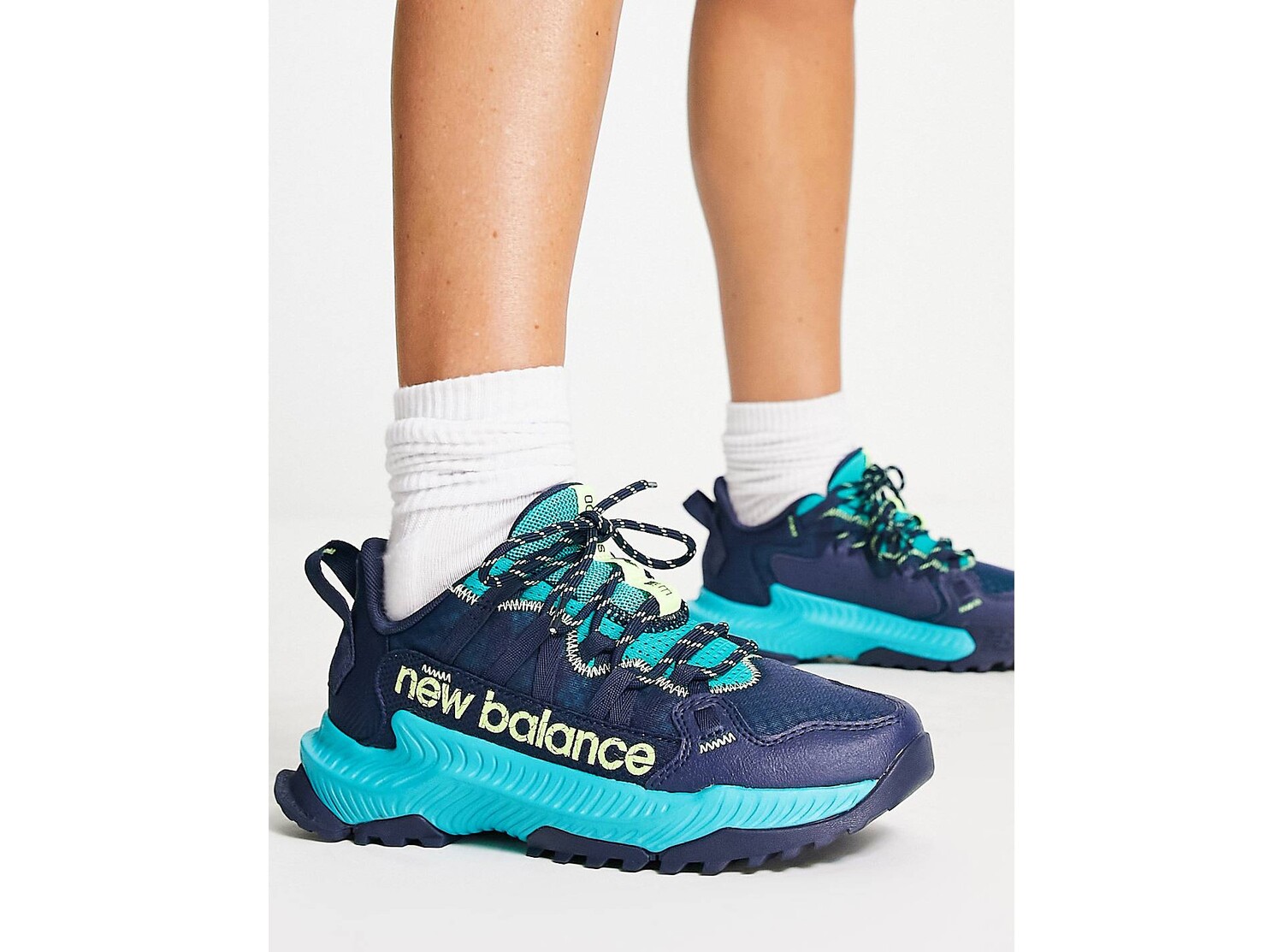 

Мятно-синие кроссовки New Balance Trail Shando