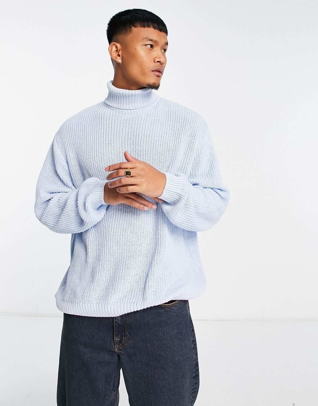

Голубой оверсайз-джемпер в рубчик с высоким воротником ASOS DESIGN
