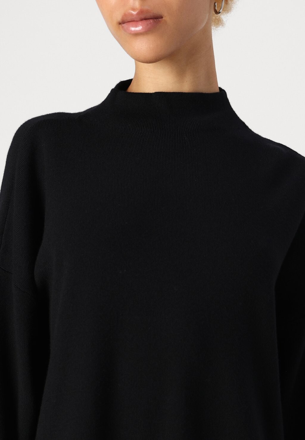 

Платье-джемпер VMNANCY FUNNEL NECK DRESS Vero Moda Petite, черный
