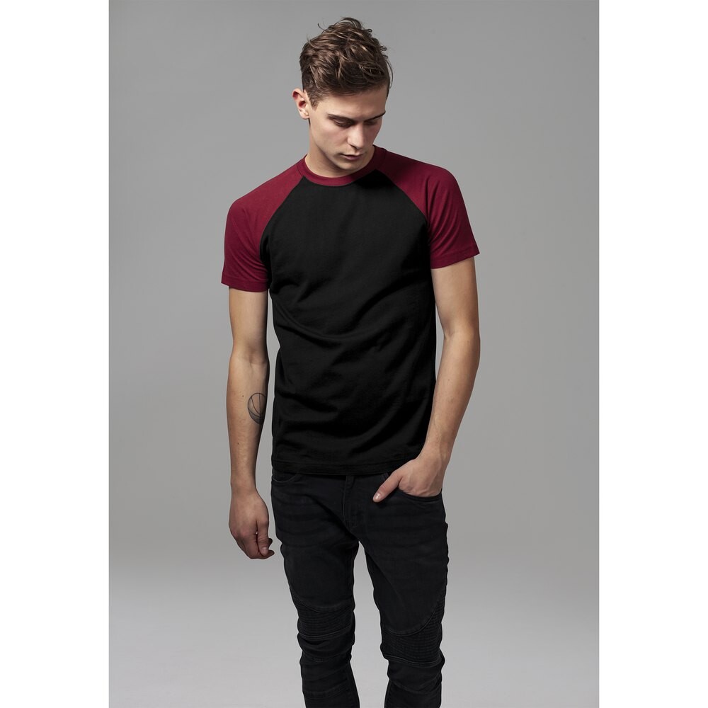 

Футболка Urban Classics Contract 2.0 Raglan, черный