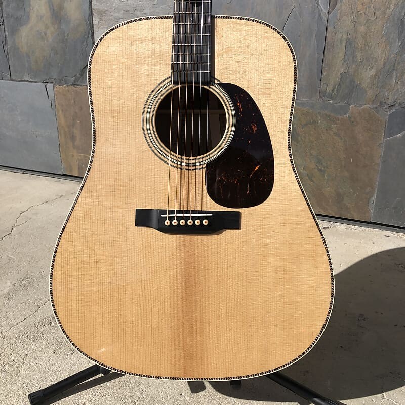 

Акустическая гитара Martin Custom Expert Super D High Flame Koa