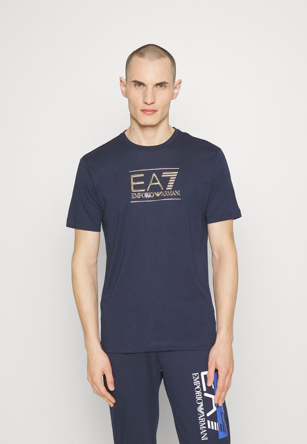 

Футболка с принтом EA7 Emporio Armani, темно-синяя