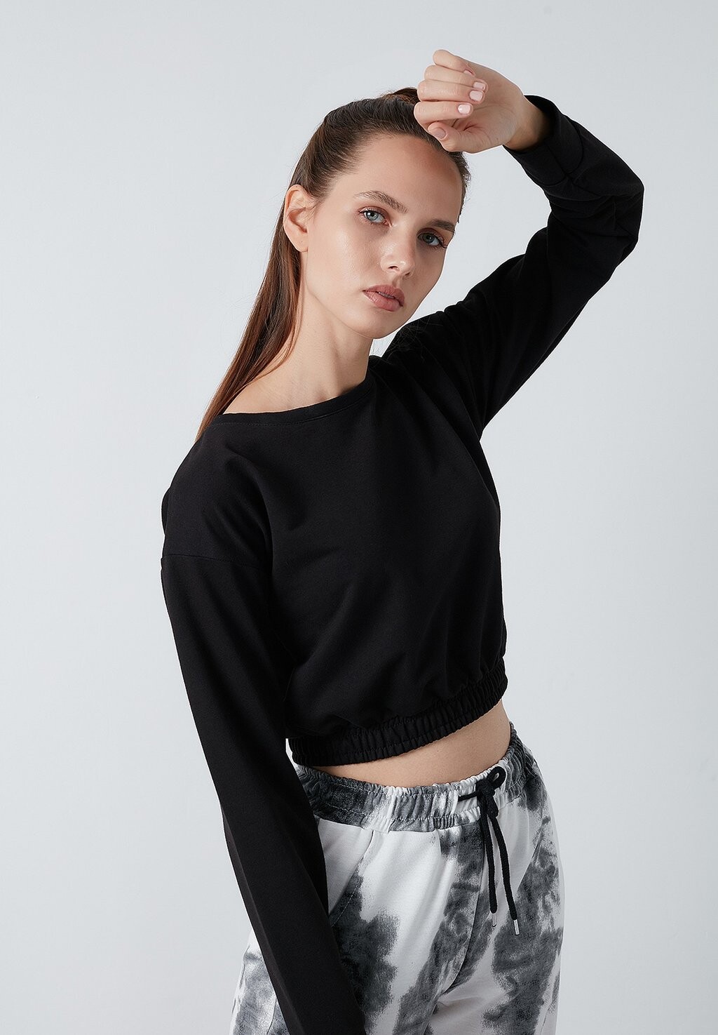 

Толстовка LELA, черный