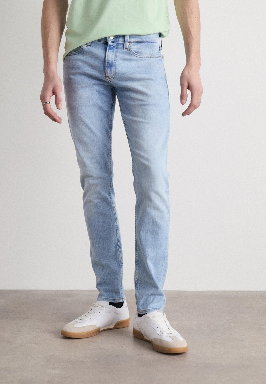 

Джинсы slim fit Calvin Klein Jeans, цвет denim light