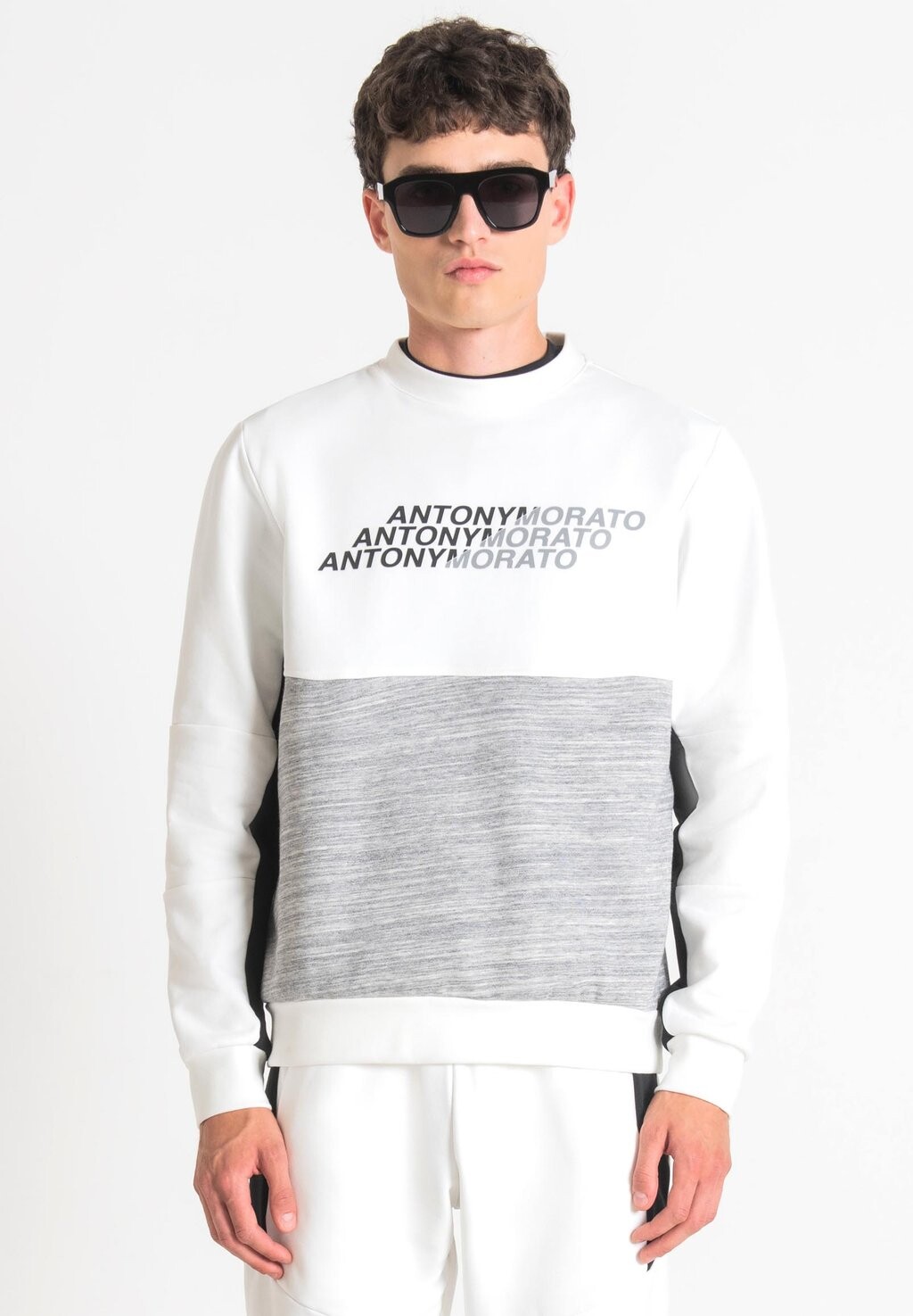 

Толстовка Regular Fit Antony Morato, цвет cream