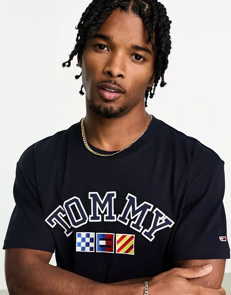 

Синяя свободная футболка с короткими рукавами Tommy Jeans Archive