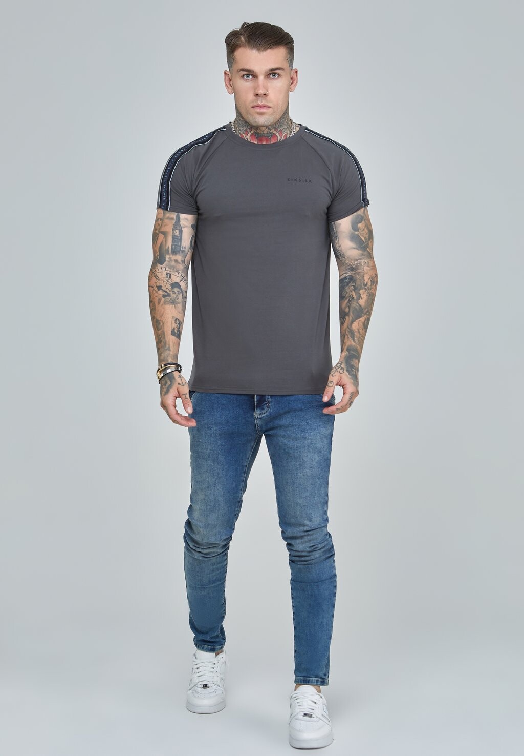 

Футболка с принтом Raglan Tape Muscle Fit SIKSILK, цвет grey