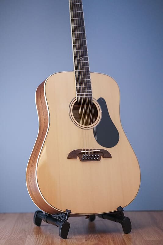 

Акустическая гитара Alvarez AD60-12 Artist Dreadnought 12-String DEMO