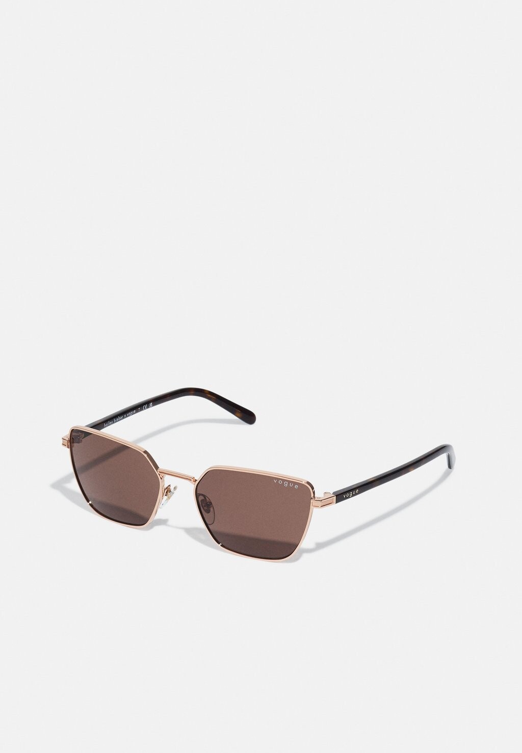 

Солнцезащитные очки VOGUE Eyewear