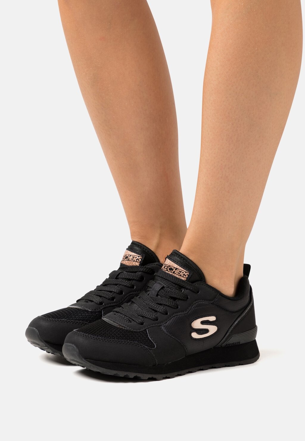 

Кроссовки Skechers, черный