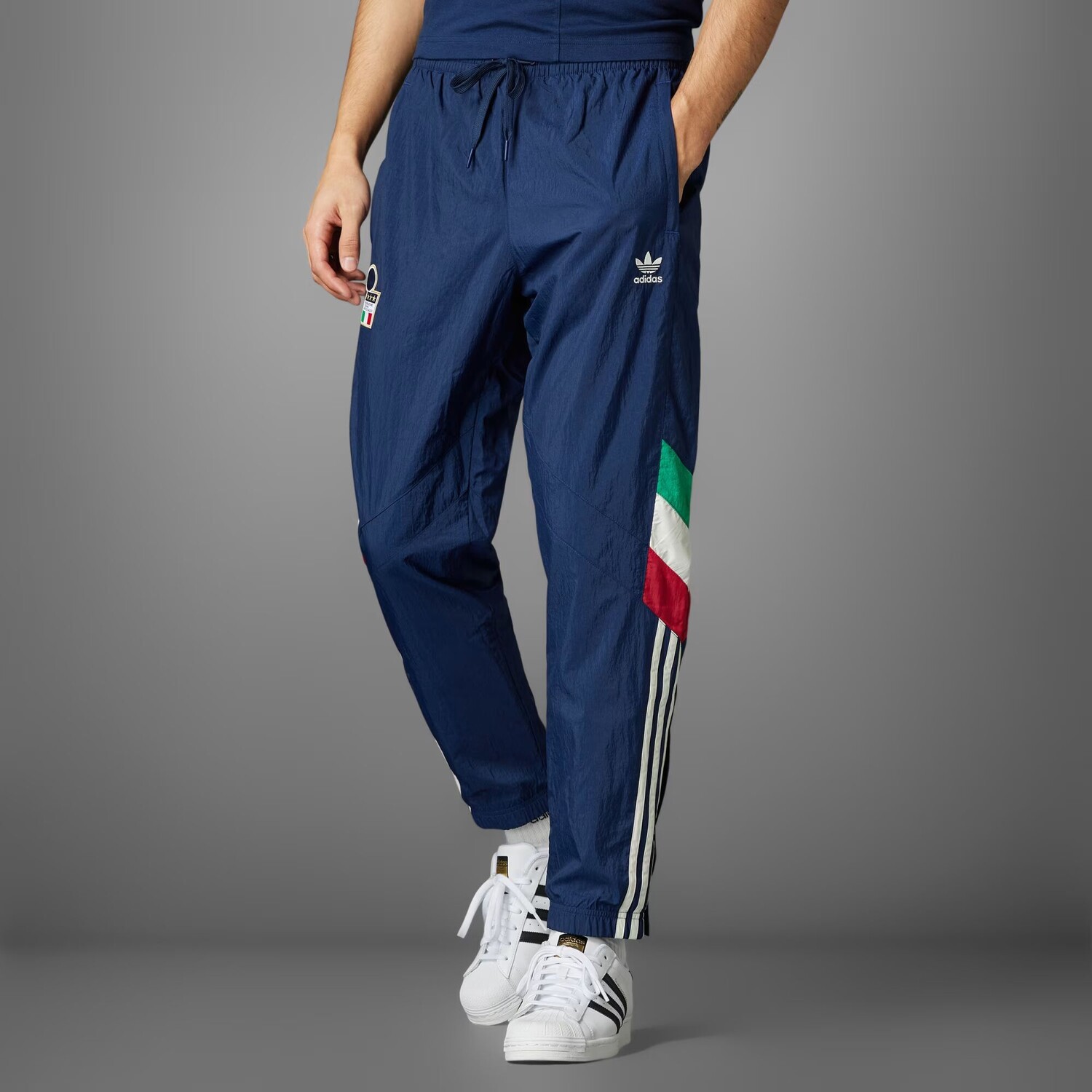 

Спортивные брюки Italy Originals Adidas, цвет Night Indigo