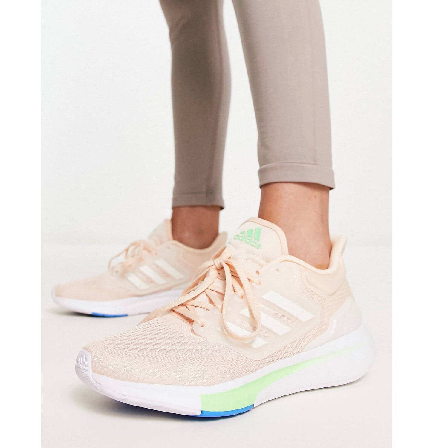 

Розовые кроссовки adidas Running EQ21 adidas performance