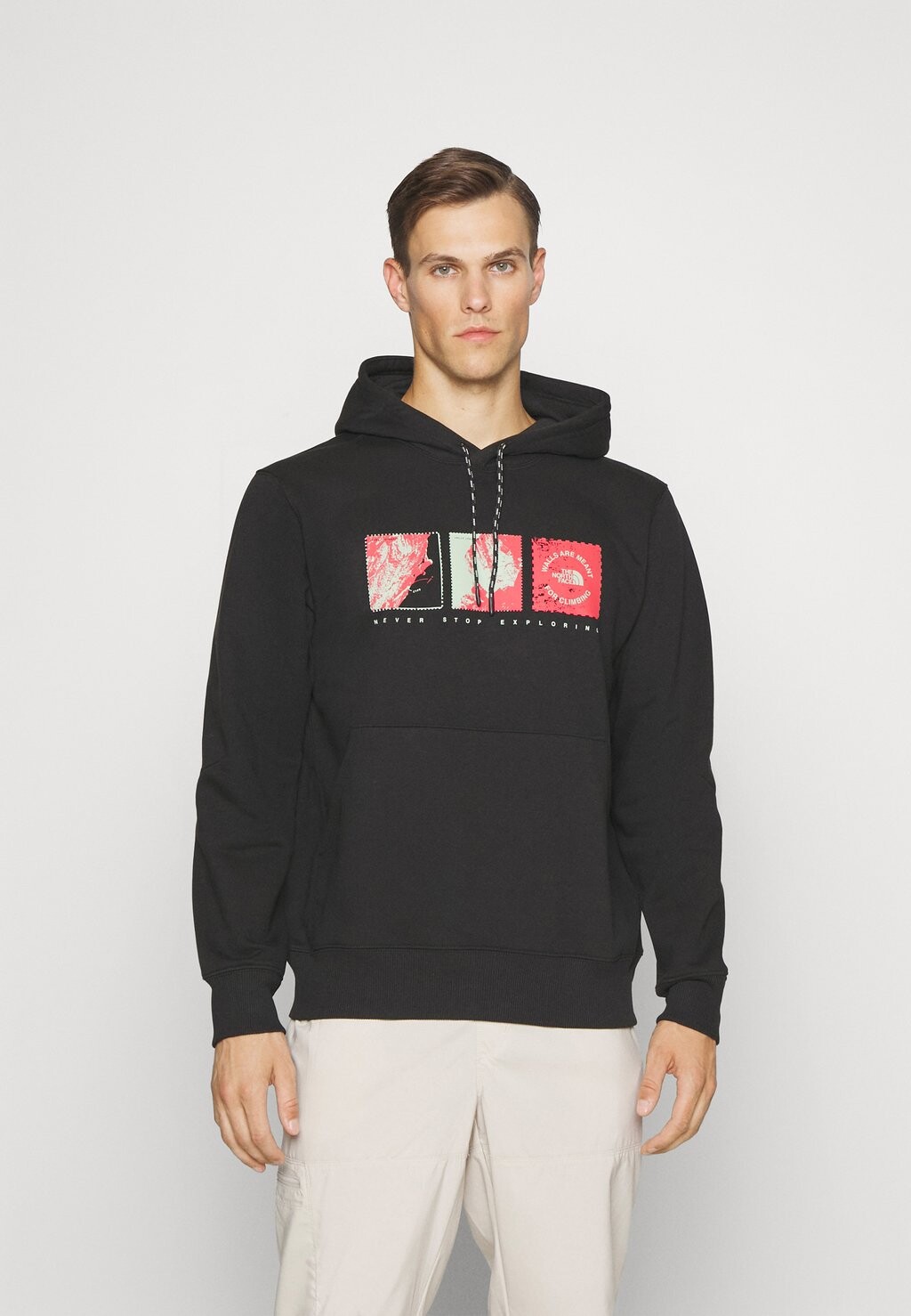 

Толстовка с капюшоном OUTDOOR GRAPHIC HOODIE The North Face, черный
